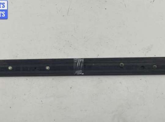 купить Молдинг двери передней левой на Opel Zafira A (1999-2005)