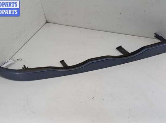 Ус под фару правый BM3607864 на BMW 3 E46 (1998-2006)