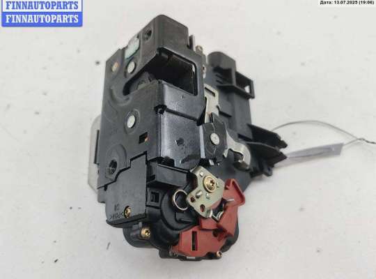 купить Замок двери передней правой на Audi A4 B6 (2001-2004)