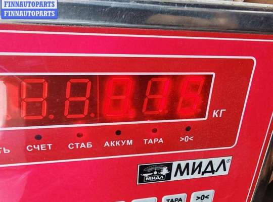 купить Молдинг двери передней правой на Volkswagen Golf-4