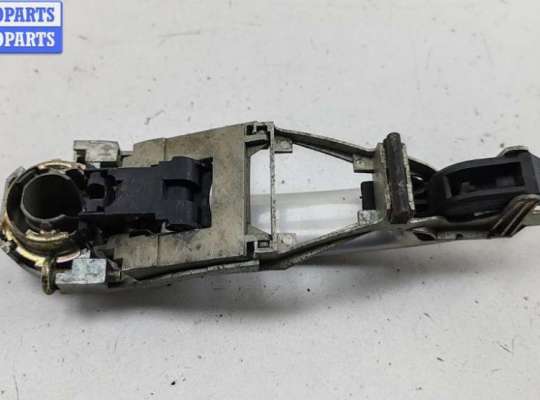 купить Ручка двери наружная задняя левая на Volkswagen Passat B5