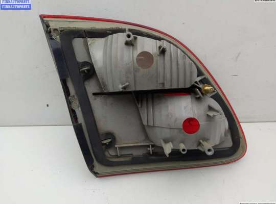 купить Фонарь крышки багажника правый на Mercedes W211 (E)