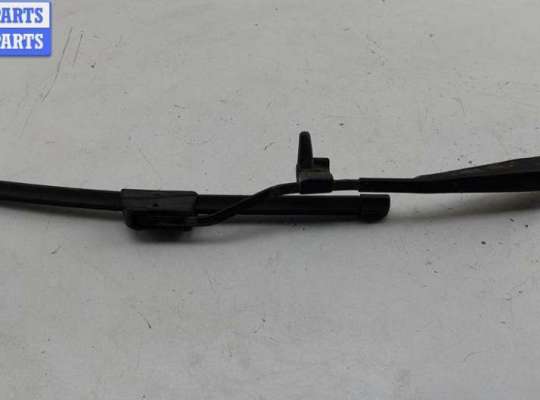 купить Щеткодержатель (поводок стеклоочистителя) задний на Kia Sorento (2002-2009)