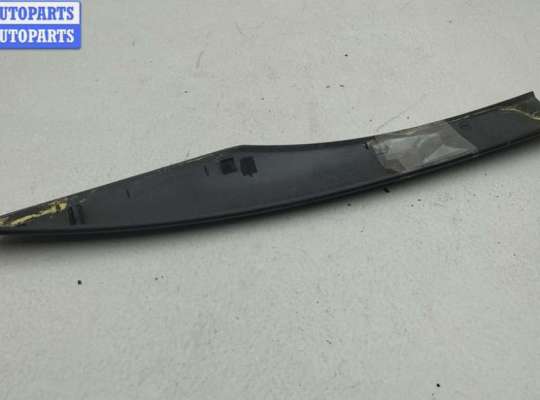 купить Накладка (заглушка) рейлинга на Skoda Octavia mk2 (A5 1Z) 2004-2013