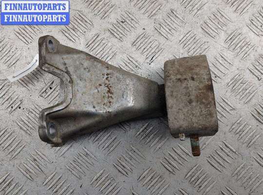 Кронштейн КПП опорный VG2680076 на Volkswagen Passat B5