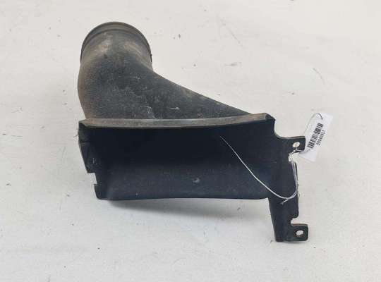 Купить Воздуховод на BMW 5 E39 (1995-2003) Воздуховод BM3007278 на BMW 5 E39 (1995-2003)