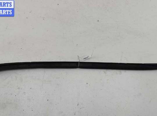 купить Молдинг лобового стекла на Opel Astra J (2009-2015)