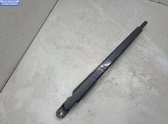 купить Щеткодержатель (поводок стеклоочистителя) задний на Opel Vectra C (2002-2008)