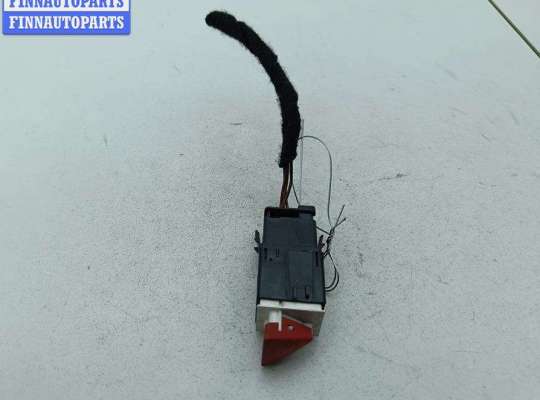 купить Кнопка аварийной сигнализации (аварийки) на Volkswagen Passat B6