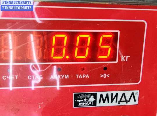 купить Кнопка стеклоподъемника переднего правого на Audi 80 B4 (1991-1996)