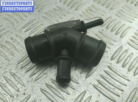 купить Фланец (тройник) системы охлаждения на Volkswagen Golf-4