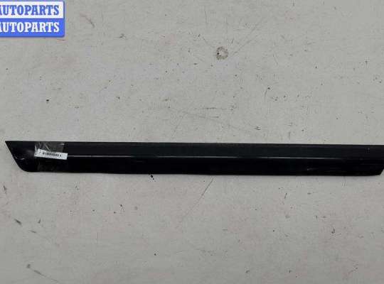 купить Молдинг двери задней правой на Audi A6 C5 (1997-2005)