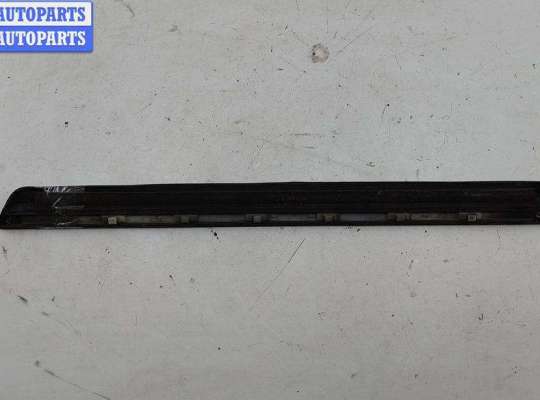 купить Молдинг двери задней правой на Audi A6 C5 (1997-2005)