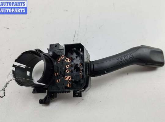 купить Переключатель поворотов на Volkswagen Passat B5