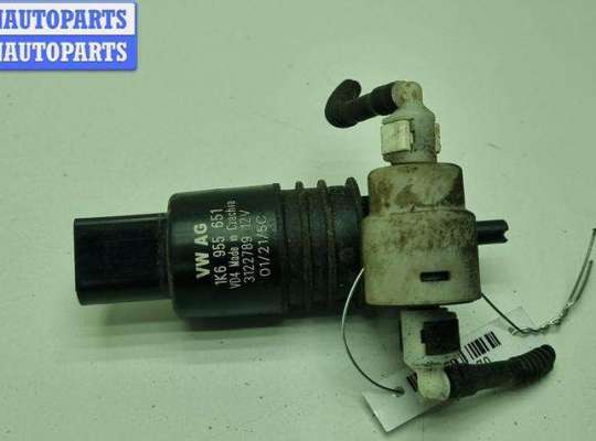 купить Насос (моторчик) омывателя стекла на Volkswagen Passat B6