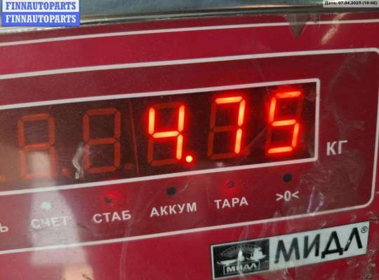 купить Обшивка двери задней правой (дверная карта) на Volkswagen Phaeton