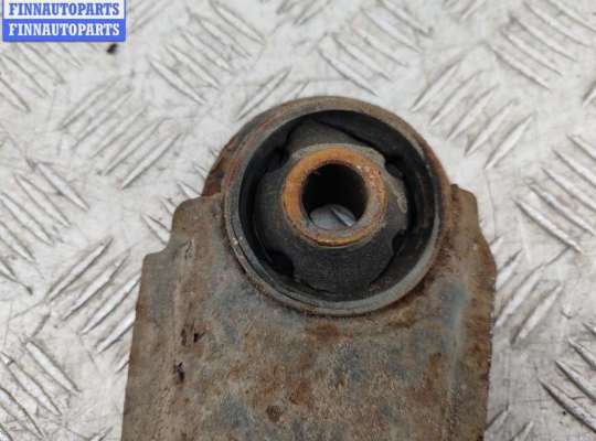 купить Рычаг подвески передний правый на Volkswagen Passat B3