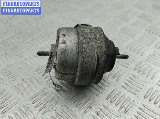 Подушка крепления двигателя VG2629487 на Volkswagen Passat B5