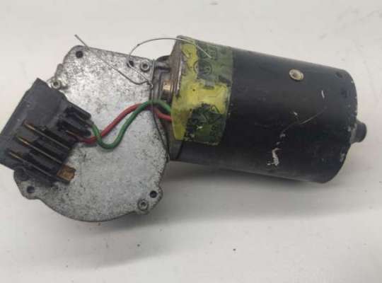 купить Двигатель стеклоочистителя переднего (моторчик дворников) на Audi 80 B4 (1991-1996)