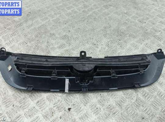 купить Решетка радиатора на Opel Vectra B (1995-2002)