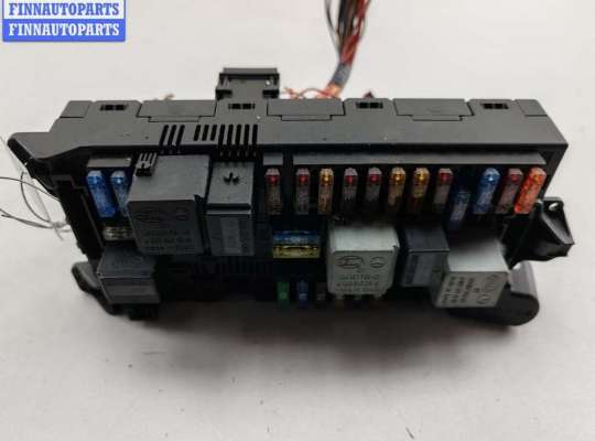 Купить Блок предохранителей на Mercedes E-Class W211 (2002-2009) Блок предохранителей MB1651684 на Mercedes E-Class W211 (2002-2009)