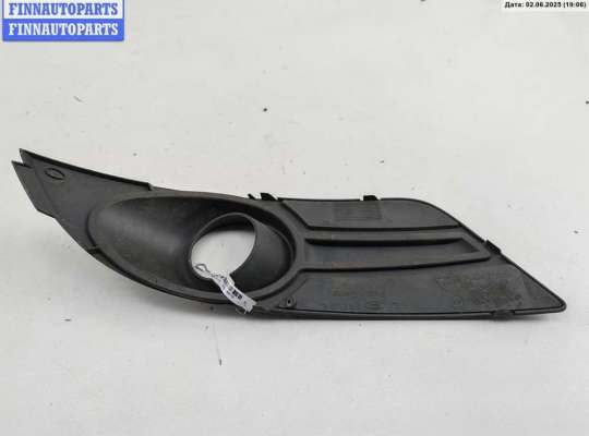 купить Рамка фары противотуманной правой на Ford Focus II (2004-2011)