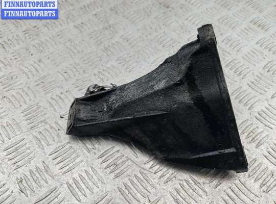 купить Кронштейн двигателя опорный на Volkswagen Passat B5+ (GP)