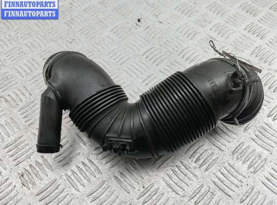 купить Патрубок турбины на Volkswagen Passat B6