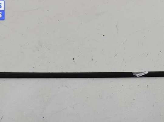 купить Молдинг стекла двери задней левой наружный на Volkswagen Sharan (1995-2000)