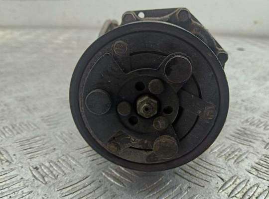 купить Компрессор кондиционера на Volkswagen Golf-4