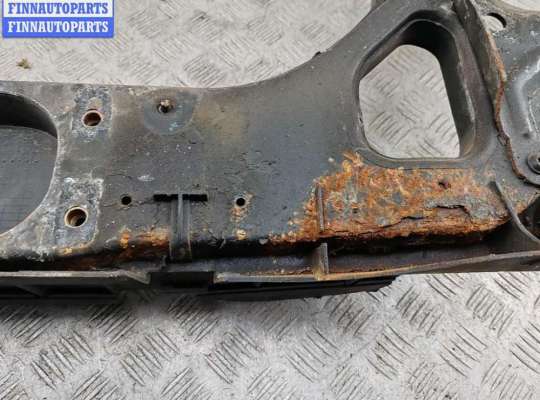 купить Рамка передняя (панель кузовная, телевизор) на Audi A4 B6 (2001-2004)