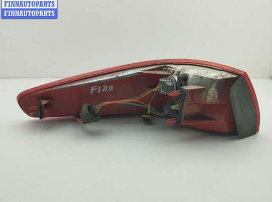 купить Фонарь задний правый на Peugeot 607