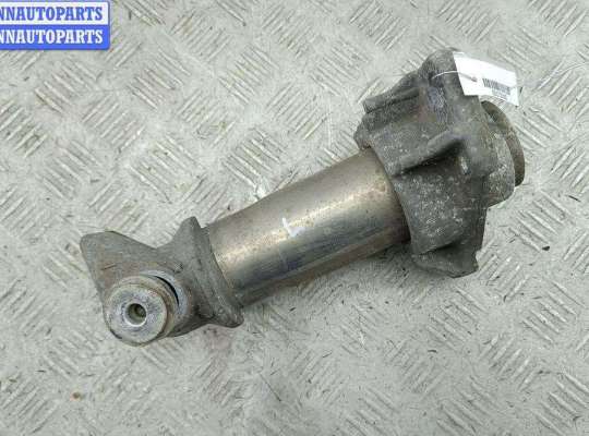 купить Кронштейн бампера переднего на Audi A4 B6 (2001-2004)