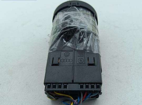 купить Переключатель света на Audi A4 B6 (2001-2004)