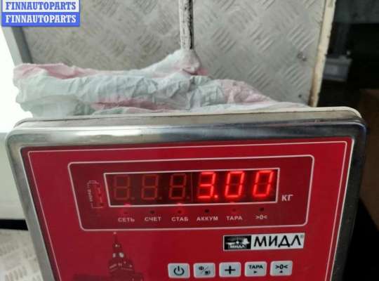 купить Обшивка двери передней правой (дверная карта) на Mercedes C-Class W203 (2000-2006)