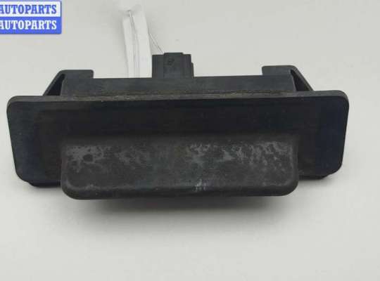 Кнопка открывания багажника RN1574947 на Renault Laguna II (2001-2007)