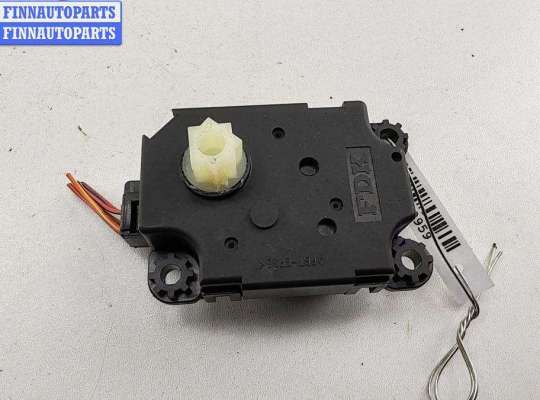 купить Моторчик заслонки отопителя на Peugeot 308 T7 (2007-2013)