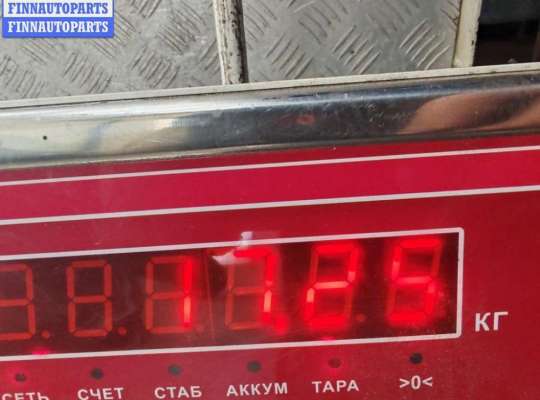 купить Дверь боковая задняя правая на Volkswagen Passat B5