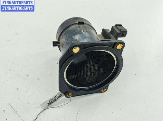 купить Расходомер (измеритель потока воздуха) на Volkswagen Passat B5