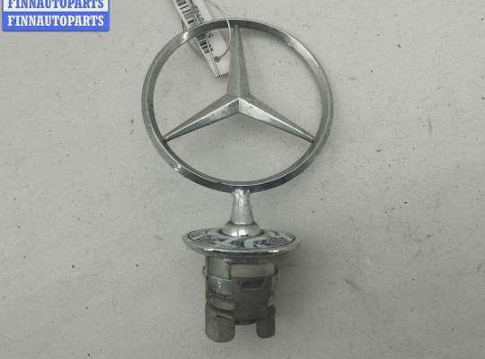 Купить Эмблема на Mercedes E-Class W210 (1995-2002) Эмблема MB1728282 на Mercedes E-Class W210 (1995-2002)