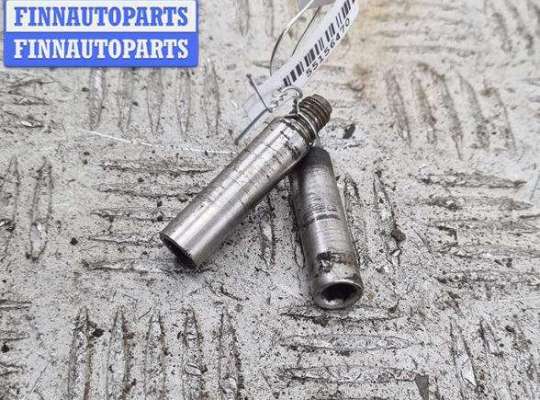 купить Болт крепления на Volkswagen Golf-5