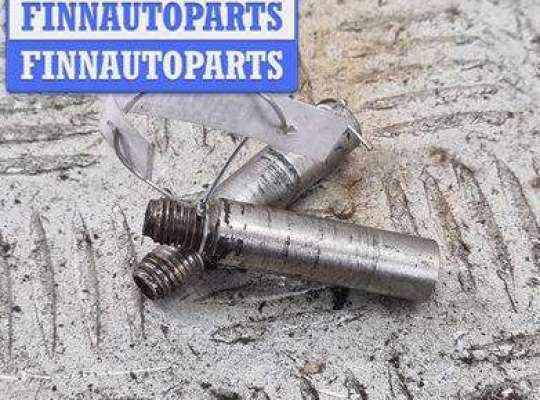 купить Болт крепления на Volkswagen Golf-5