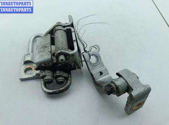 купить Петля двери задней левой на Volkswagen Golf-4