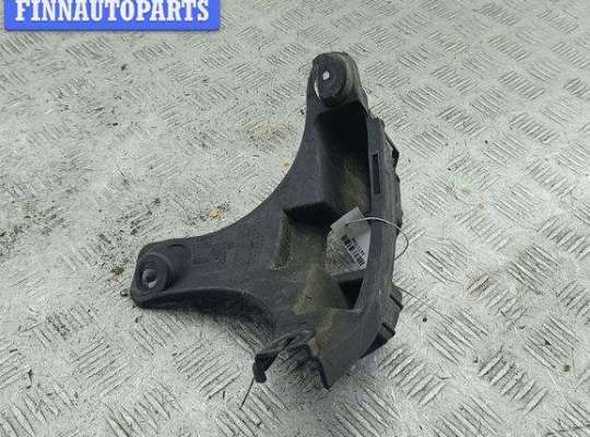 купить Кронштейн бампера заднего на Peugeot 307
