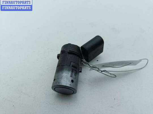 купить Датчик парковки (парктроник) передний на Audi A4 B7 (2004-2008)