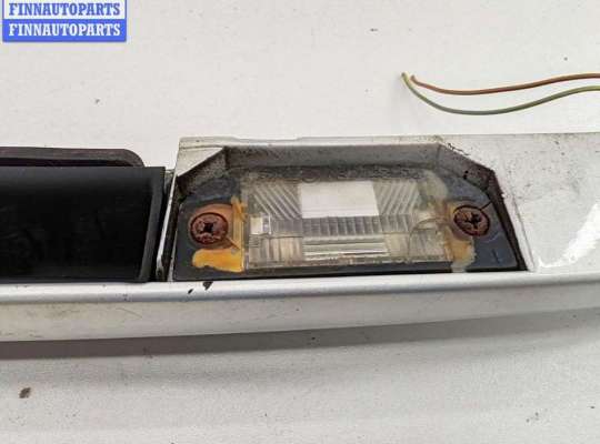 купить Накладка подсветки номера на Volkswagen Passat B5