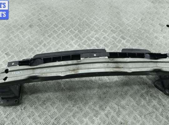 купить Усилитель бампера переднего на Opel Vectra C (2002-2008)