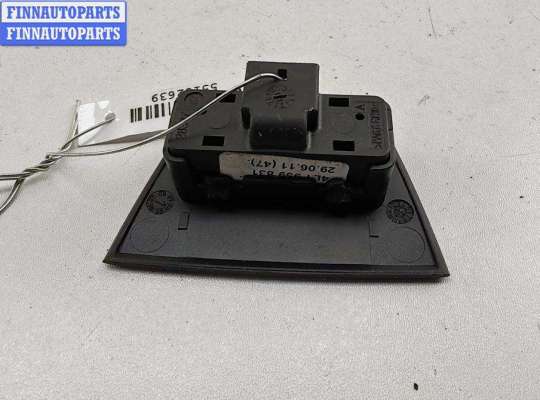 купить Кнопка открывания багажника на Audi Q7 4L (2005-2015)