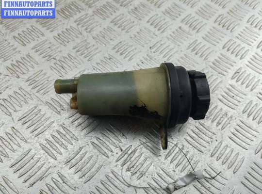 Бачок гидроусилителя на Ford Focus II