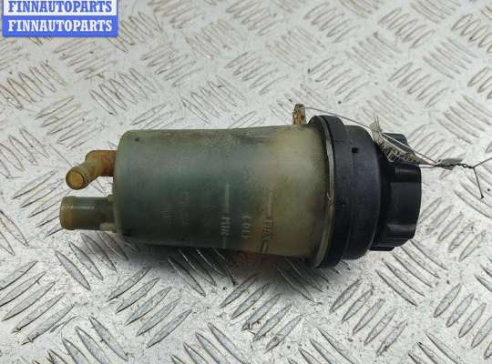 Бачок гидроусилителя на Ford Focus II